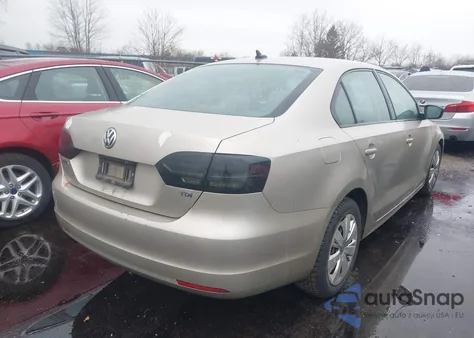 2014 Volkswagen Jetta 2.0L Tdi Value Edition z USA, uszkodzony, nr VIN 3VWLL7AJ2EM331376